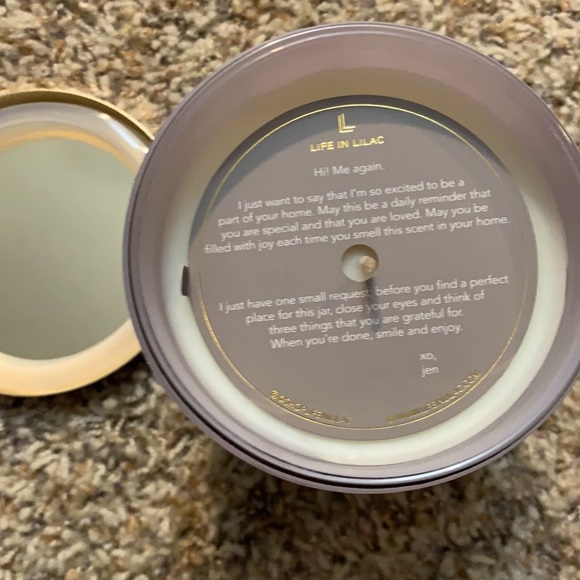Life in Lilac candle in Worthy and Wonderful scent - Picture 2 of 4
